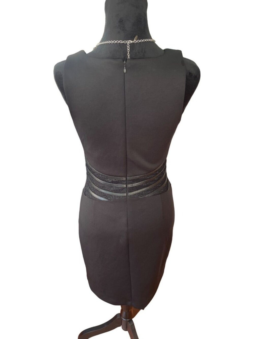 GUESS Black Faux Leather V-Neck Bodycon Dress Size 2 Stretch Mini Party Dress - Picture 9 of 12